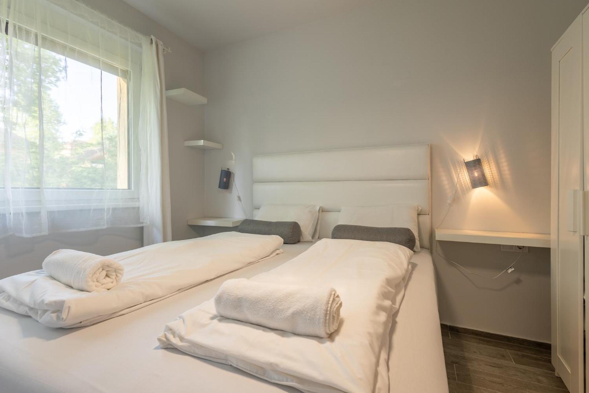 Casa Luxury Wellness Apartman By Bltn Шиофок Экстерьер фото